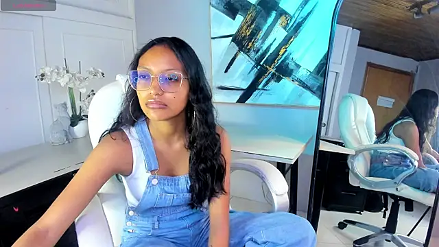 miel ambar online show from April 28, 3:39 pm