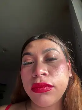 annie funn online show from April 15, 12:17 am