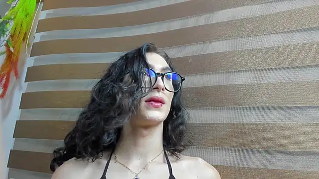Snapshot of Shammy_rosse chatting on June 27, 2:38 am Shammy rosse online show from June 27, 2:38 am