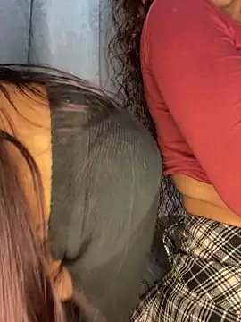 SweetTiana  online show from April 21, 11:18 pm