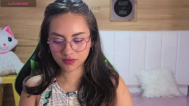grecia soler a online show from May 9, 1:05 pm