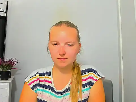 RoseTeacherX online show from June 10, 5:12 pm