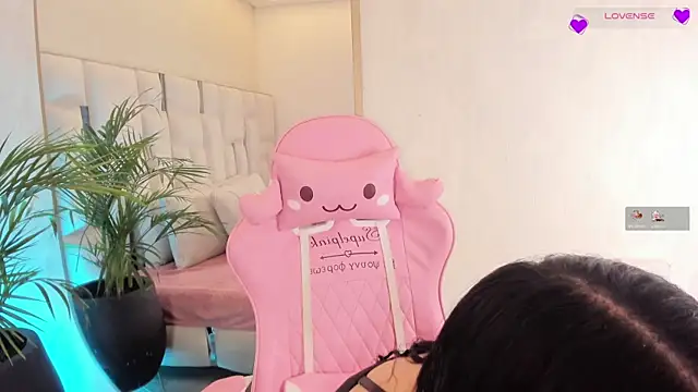 imnikaa  online show from June 13, 1:31 pm