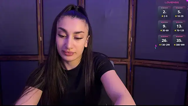 Snapshot of MyNaomi chatting on June 25, 9:30 pm MyNaomi online show from June 25, 9:30 pm