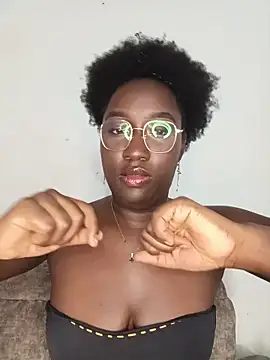 KaleaEbony online show from May 4, 4:19 am