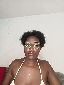 KaleaEbony online show from May 5, 2:19 am