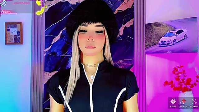 moon sweet- online show from May 17, 3:15 am