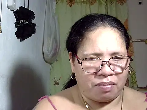 HottyCurlyPeanut online show from May 23, 7:56 am