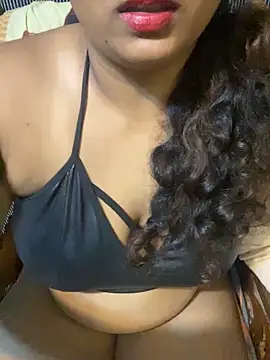 peacheypink online show from May 21, 6:04 pm