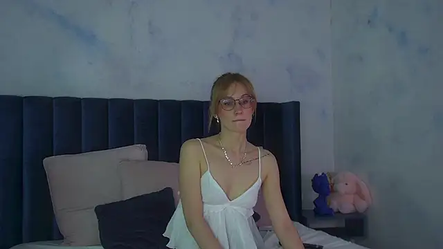 GraceHudsons online show from June 2, 4:14 am