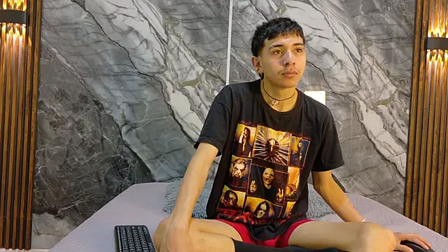 NoahWalker   online show from May 31, 11:17 am