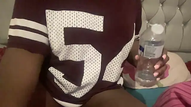 EbonyTheBrattt online show from June 28, 4:29 am