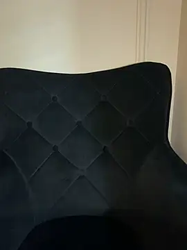 Snapshot of Tasty_LushDesire chatting on May 1, 5:50 pm Tasty LushDesire online show from May 1, 5:50 pm