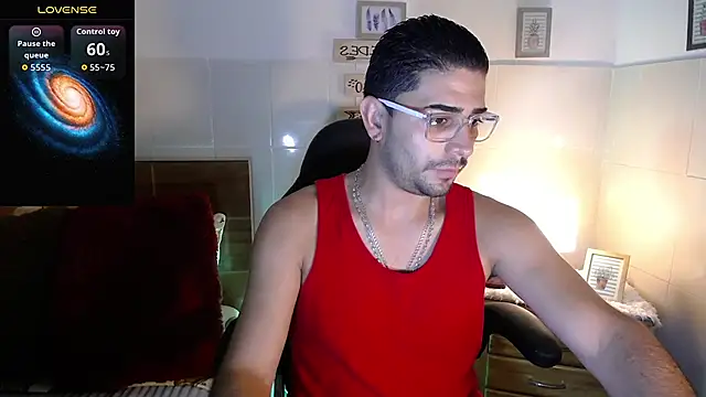 Snapshot of andders_ chatting on May 14, 12:06 am andders online show from May 14, 12:06 am