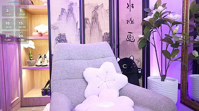 Snapshot of AlinaBennet_ chatting on July 11, 11:35 am AlinaBennet online show from July 11, 11:35 am