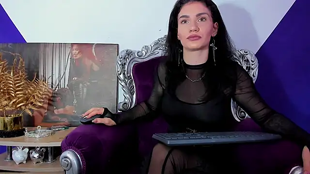 Snapshot of MistressKasandra chatting on June 25, 4:12 am MistressKasandra online show from June 25, 4:12 am