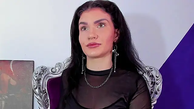 Snapshot of MistressKasandra chatting on June 25, 5:12 am MistressKasandra online show from June 25, 5:12 am