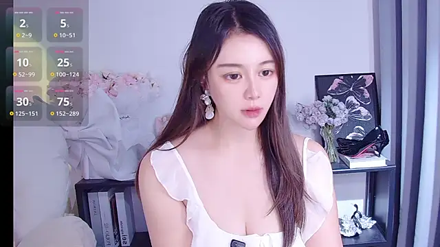 Moon-66 online show from June 10, 5:45 pm