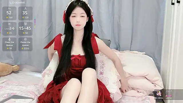 XiaoMei-iiiiii online show from April 27, 6:33 am