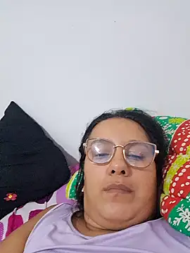 Snapshot of Samanta-42 chatting on June 20, 12:36 am Samanta-42 online show from June 20, 12:36 am