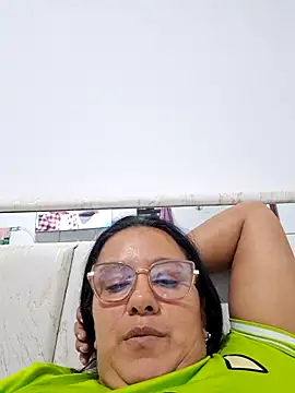 Snapshot of Samanta-42 chatting on July 1, 2:35 am Samanta-42 online show from July 1, 2:35 am