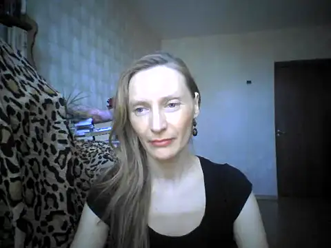 LunaBelle8 online show from April 24, 11:01 am