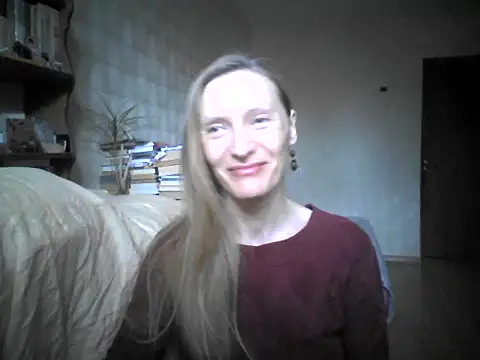 LunaBelle8 online show from May 9, 1:38 pm