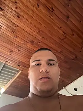 Patricio 02 online show from June 15, 1:46 pm