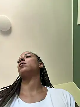 SweetPetiteNoir online show from July 10, 9:56 am