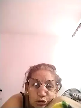 luzydany online show from April 26, 4:15 pm