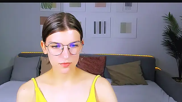 AnnaThorne online show from June 1, 8:27 am