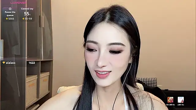 Xixi-mm online show from July 12, 1:57 pm