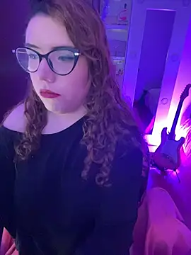 AliceMtz online show from July 22, 9:06 pm