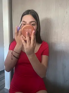 Soffy 20 online show from May 9, 5:51 pm