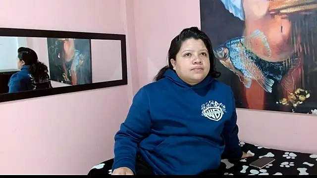 carolina lenon online show from April 22, 1:01 pm