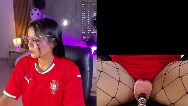 LuciaReid online show from June 19, 1:59 pm