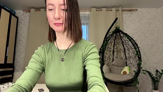 MariaSpadoni online show from April 29, 5:30 pm
