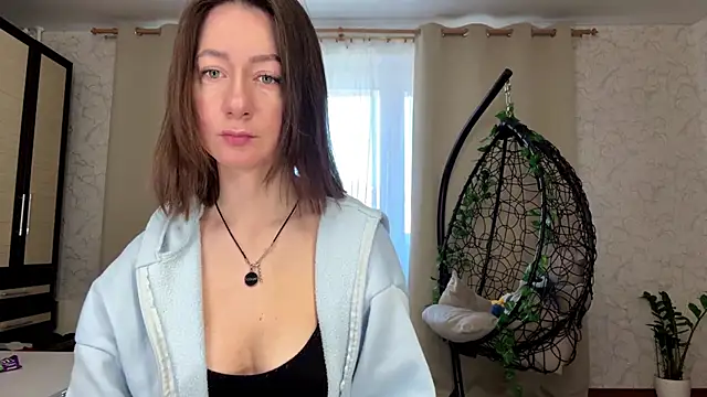 MariaSpadoni online show from May 2, 7:02 am