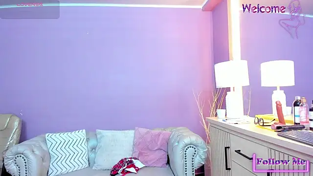vailoetharris online show from June 27, 11:59 am