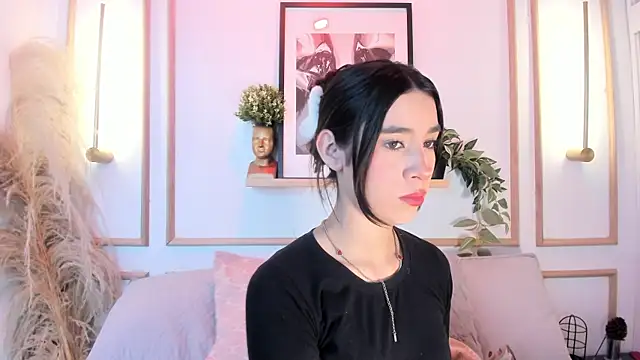 Nanami  online show from May 9, 1:05 pm