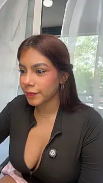 Snapshot of SiennaMoore chatting on July 14, 8:25 pm SiennaMoore online show from July 14, 8:25 pm