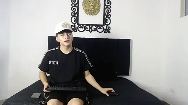 LunayDream online show from May 11, 12:22 pm