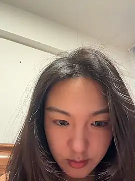 dearBeibeii online show from May 10, 2:39 am