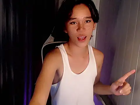 urnaughty paul online show from May 2, 6:40 am
