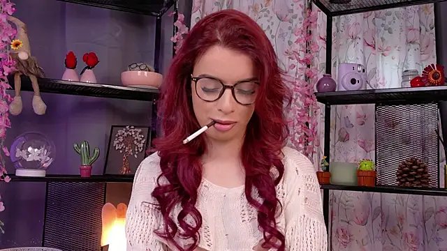 Sophie Rae online show from May 18, 8:20 am