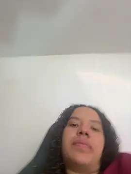NereaAndAisha online show from May 17, 2:42 am