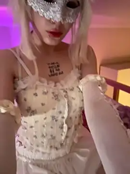 mistresskwon online show from April 29, 1:10 am