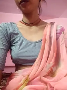 Vidhya Balan143 online show from May 26, 3:30 pm
