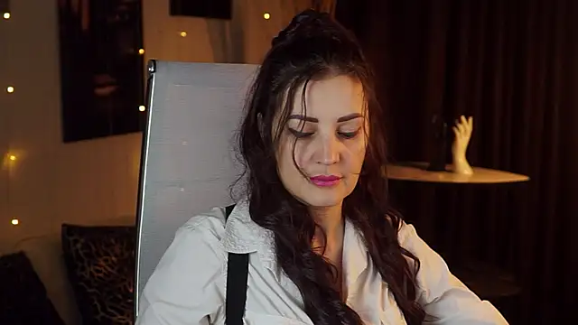 AureliaVane online show from June 10, 3:33 pm