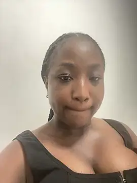 PaulineKosh online show from July 24, 6:28 pm